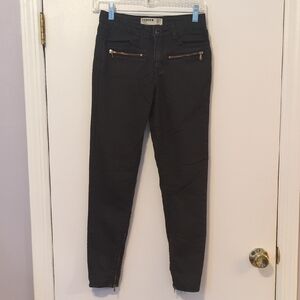 Black Skinny Jeans with Zipper Details